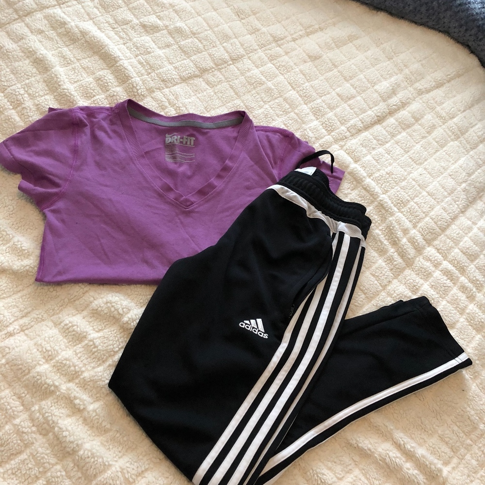 Purple Nike Dri-Fit T-shirt (Size X-Small)